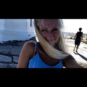 Meet your Posher, Evy